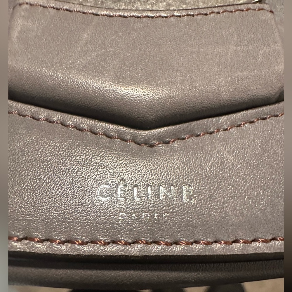 CELINE SMALL LEATHER TROTTEUR - Picture 2 of 13